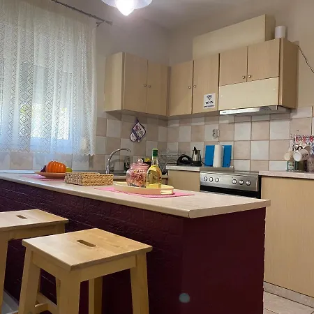 Cozy And Quiet Mini Trikala (Thessaly)
