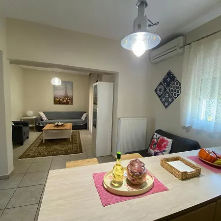 Cozy And Quiet Mini Apartment *