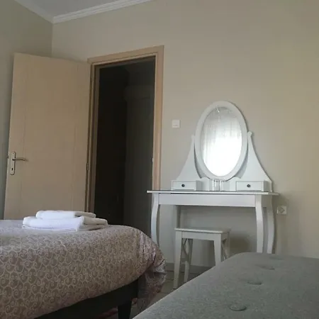 Cozy And Quiet Mini * Tríkala