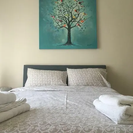 Apartment Cozy And Quiet Mini